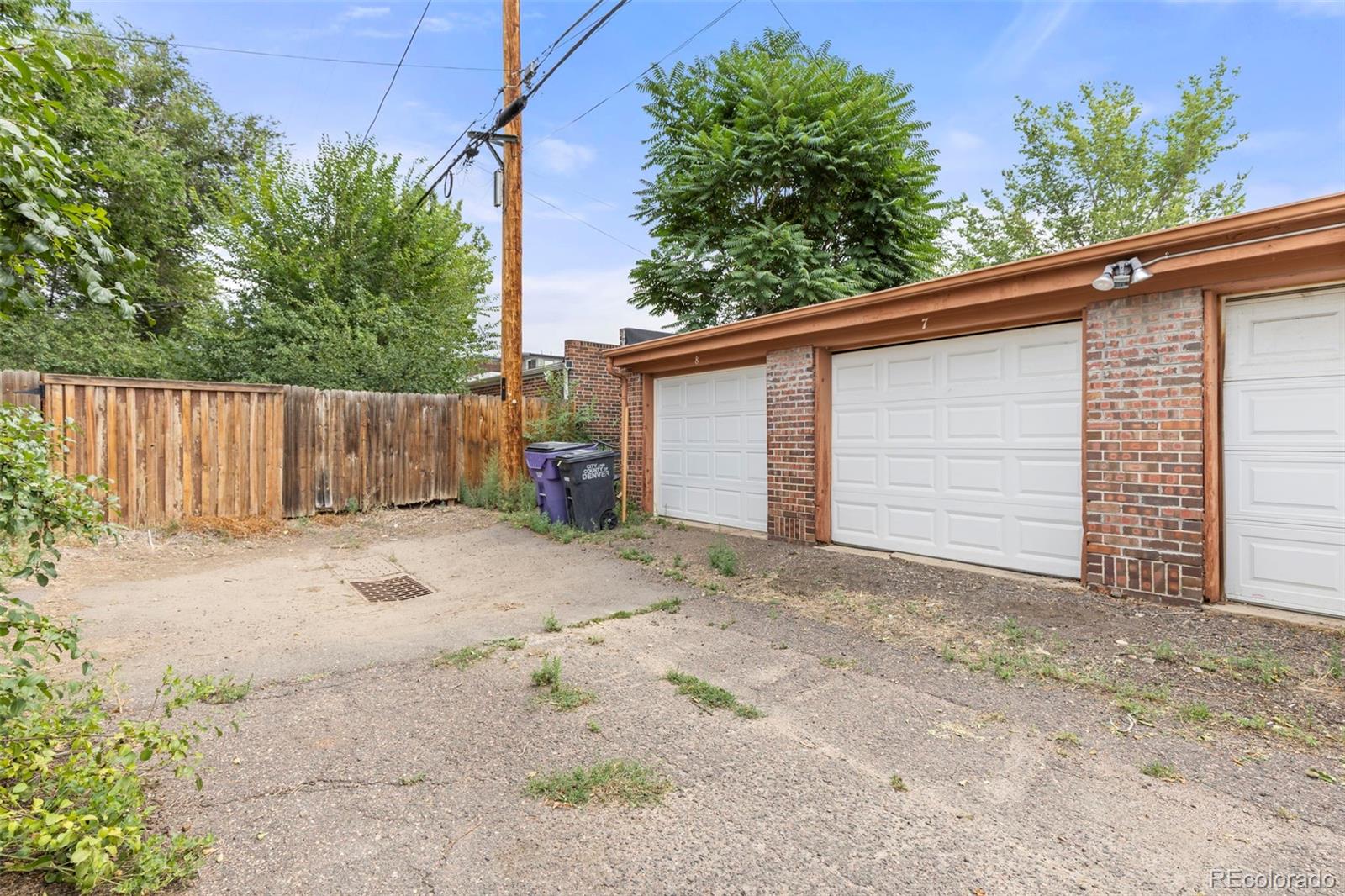 1433 Ivy Street