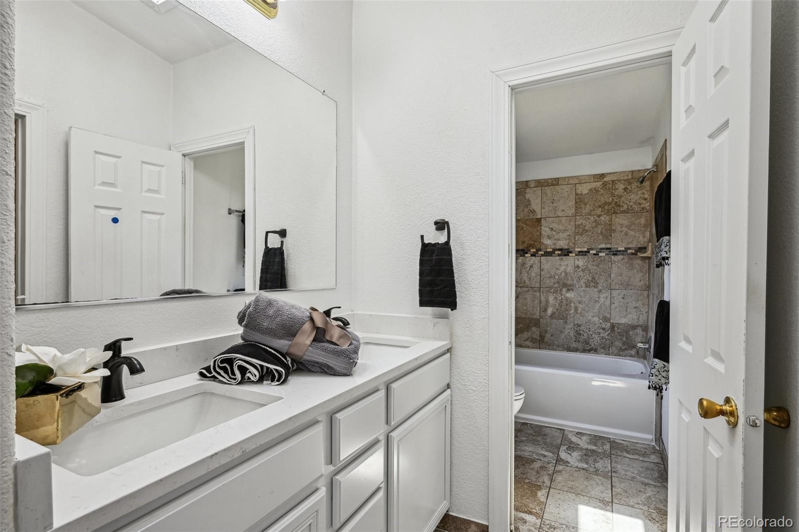 4365 E 70th Court