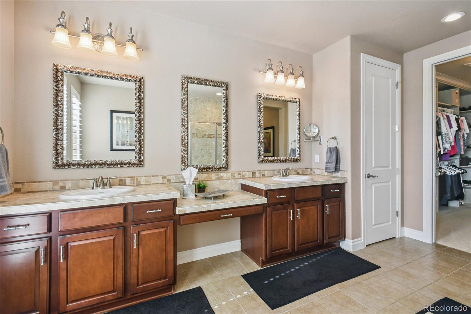 10217 Belvedere Lane