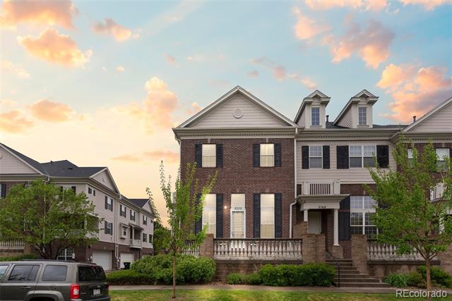 3773 S Dayton Way