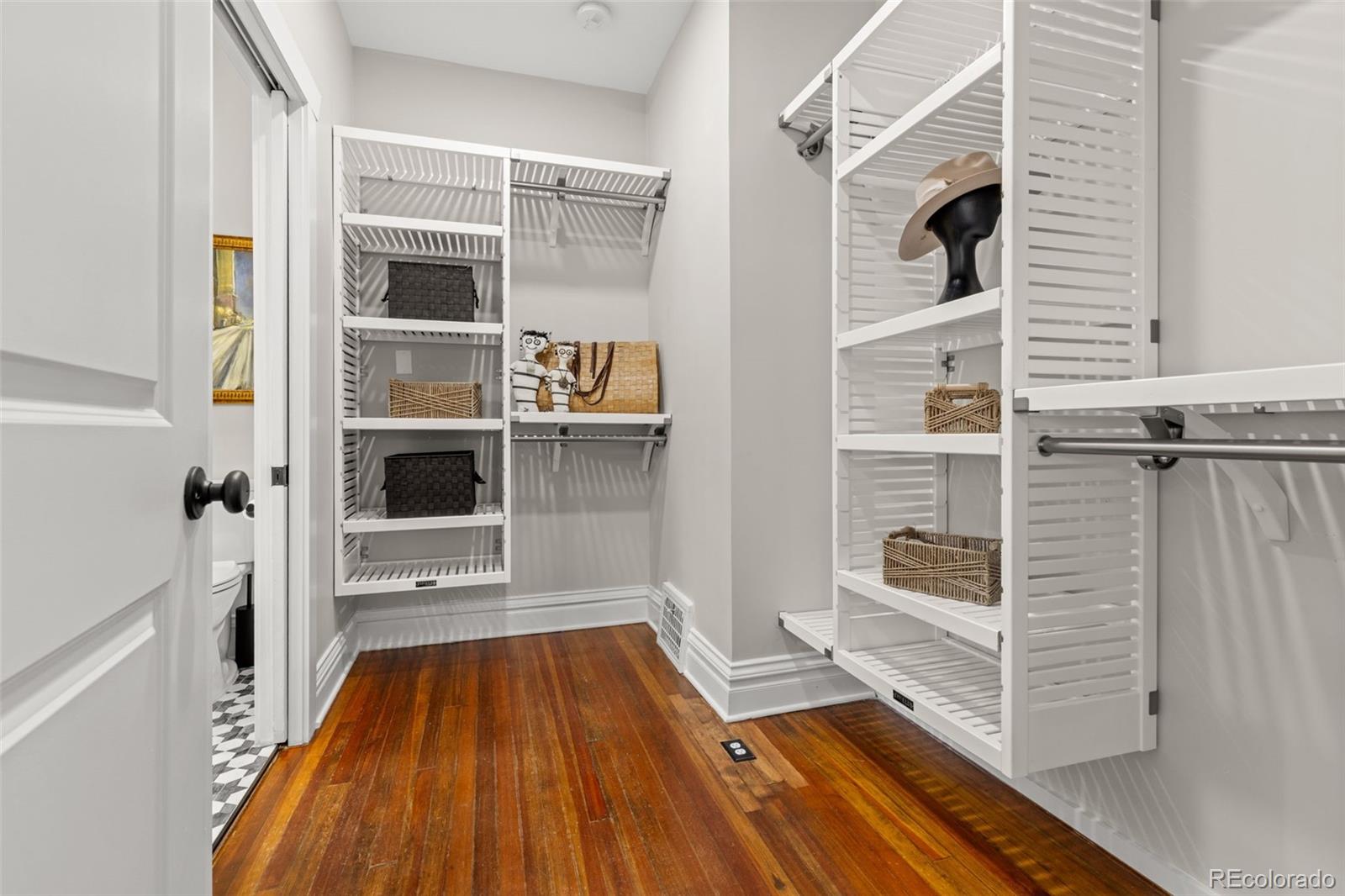 3311 N Josephine Street