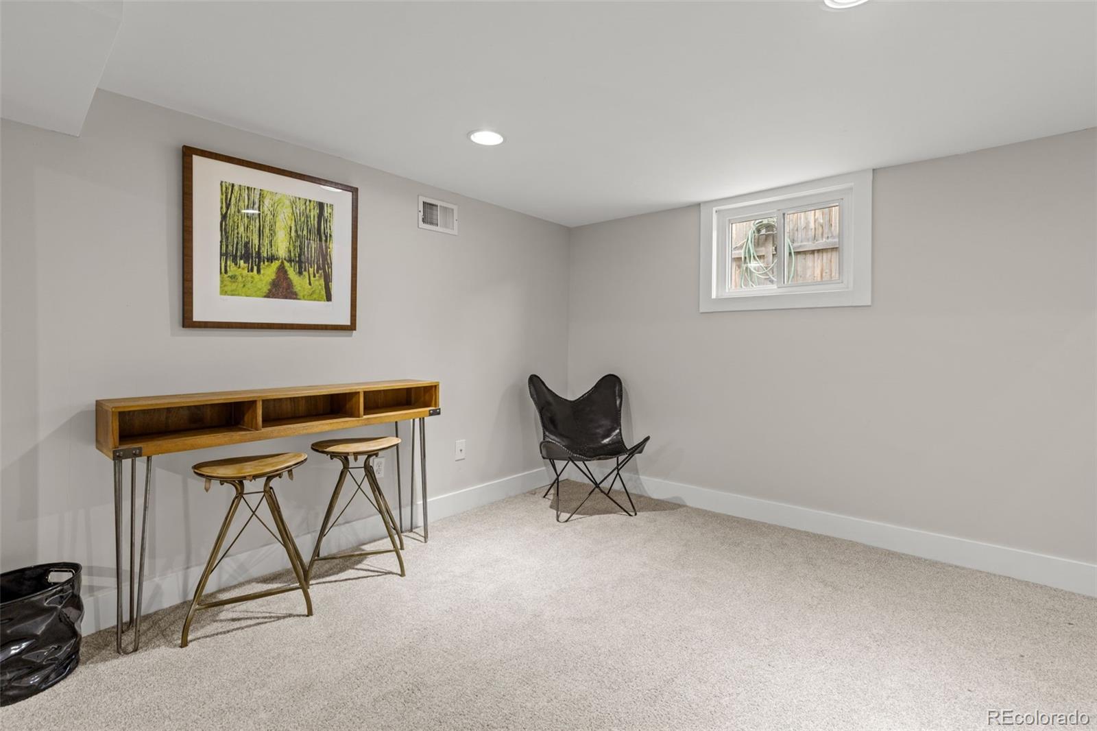 3311 N Josephine Street