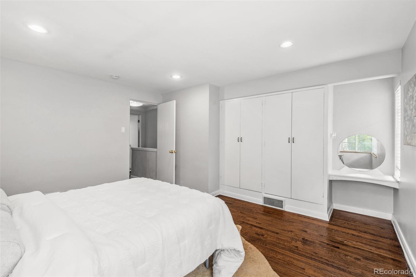 1050 N Logan Street Unit: C
