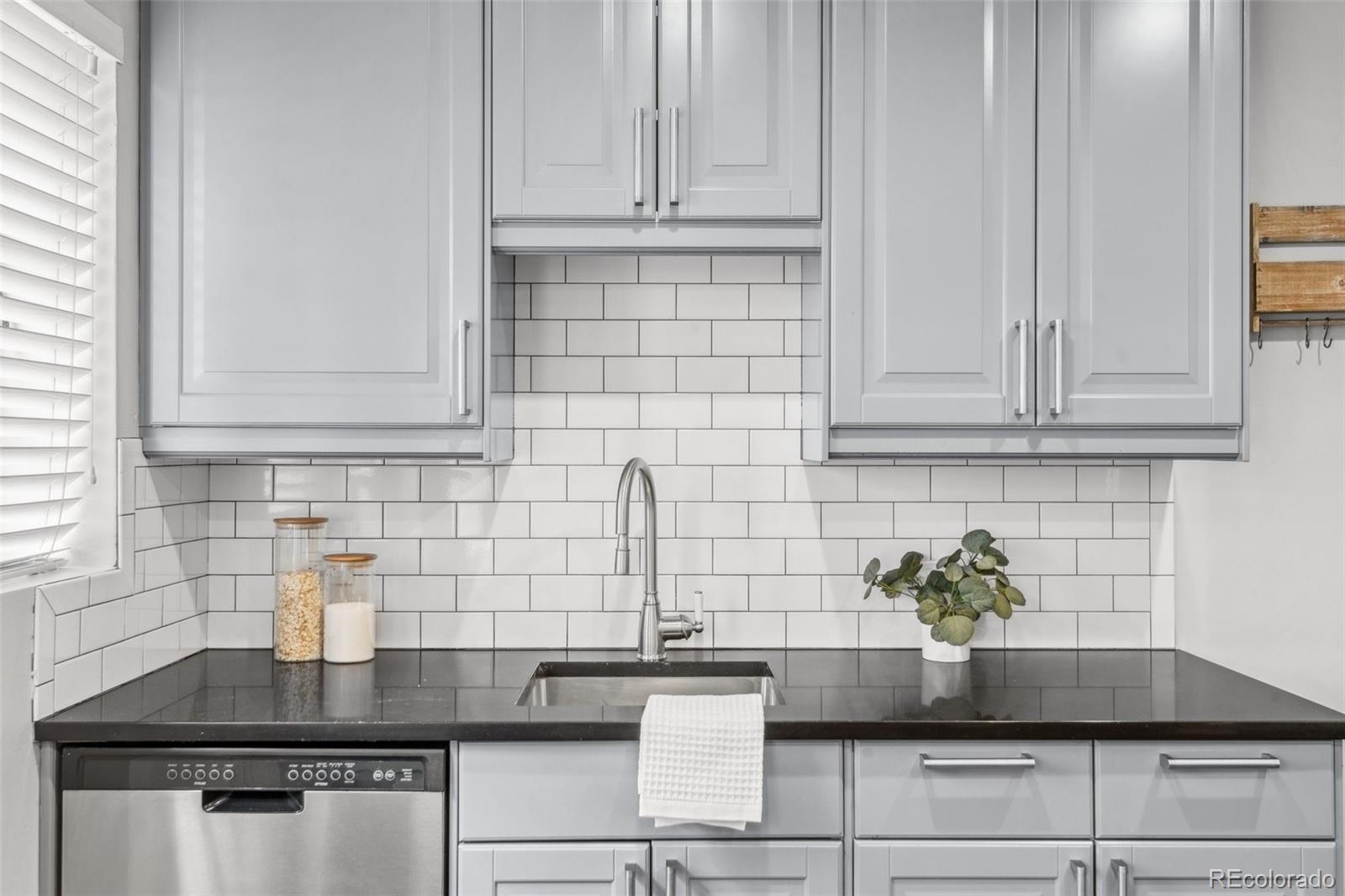 1050 N Logan Street Unit: C
