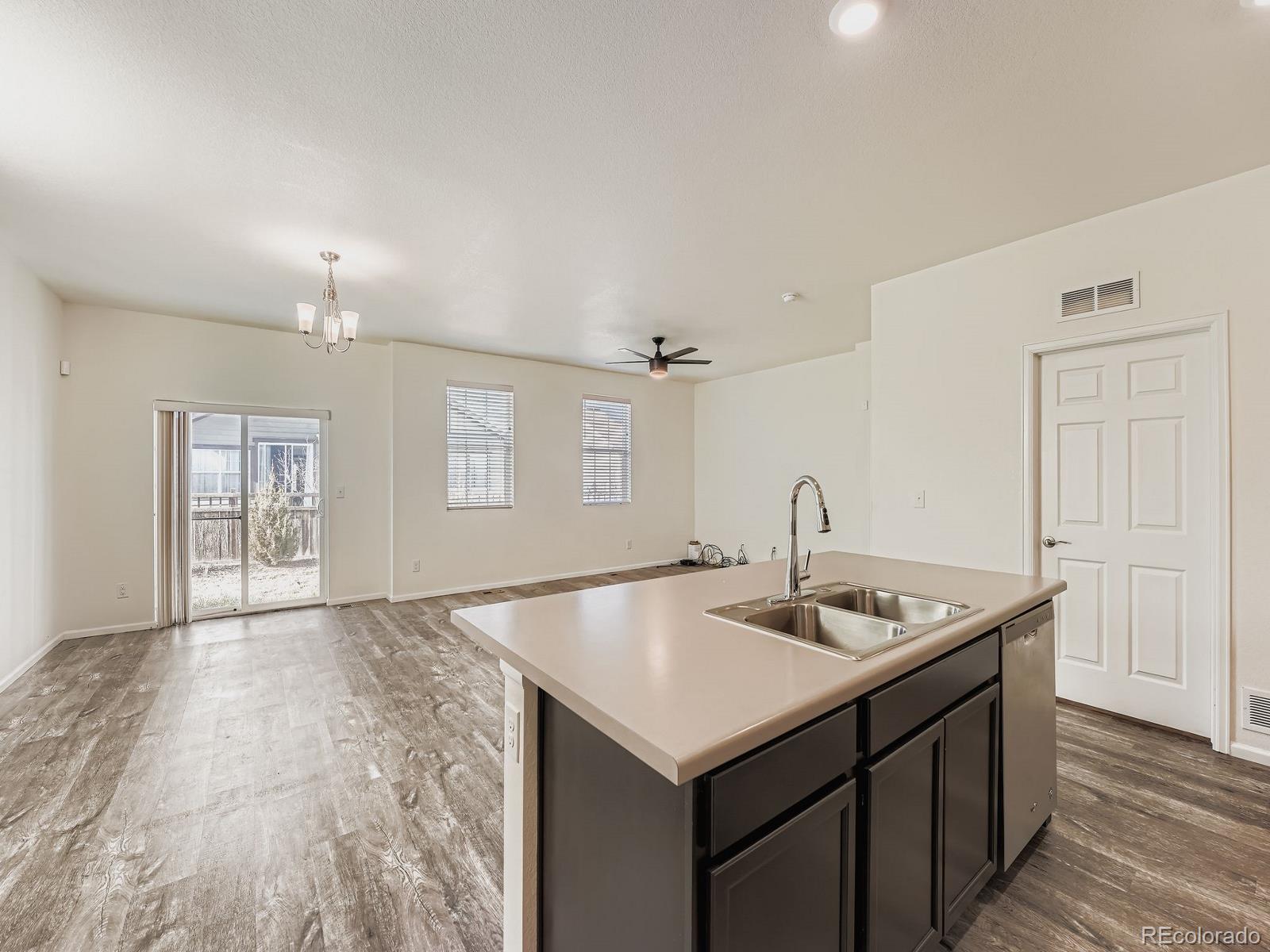 6255 N Gibralter Court