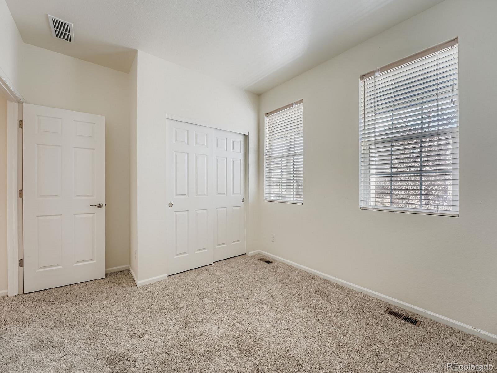 6255 N Gibralter Court