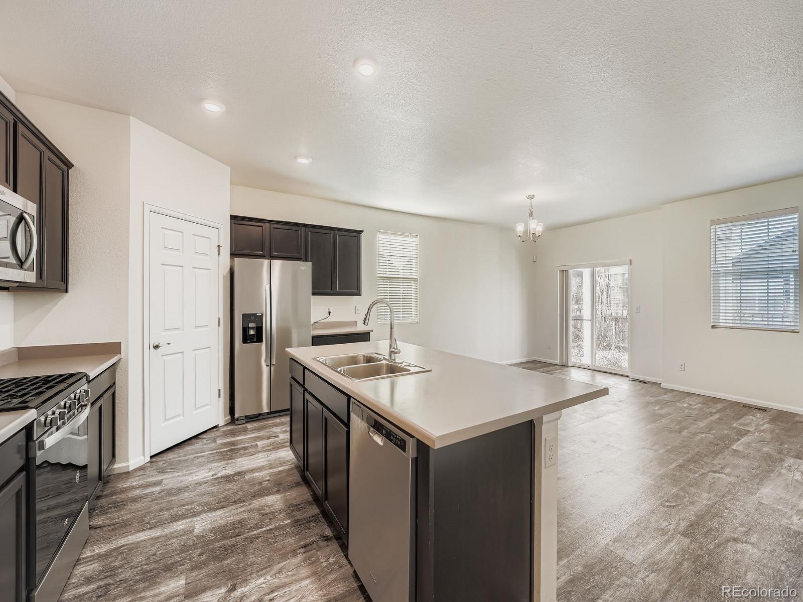 6255 N Gibralter Court