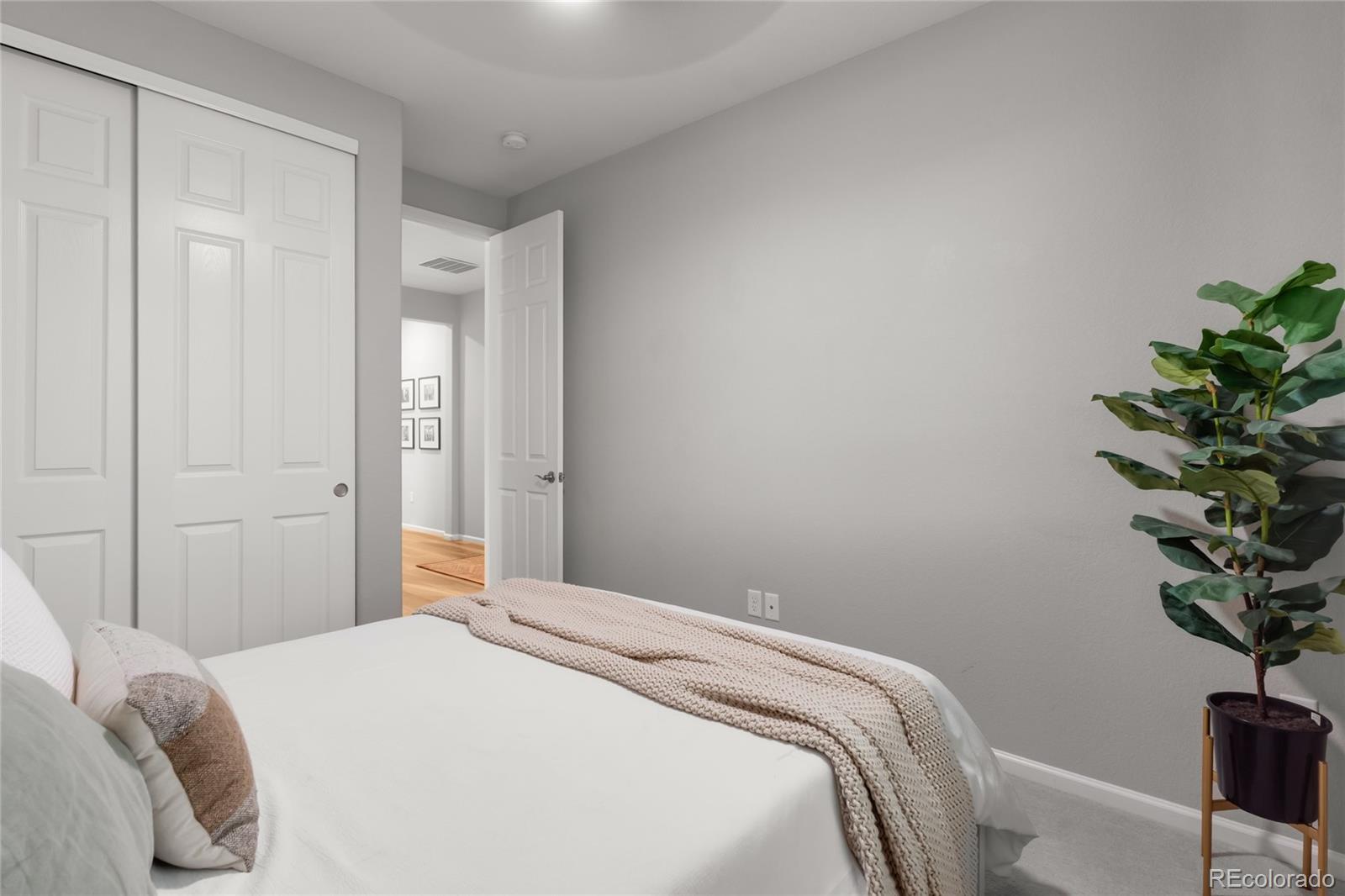 416 Vista Cliff Court