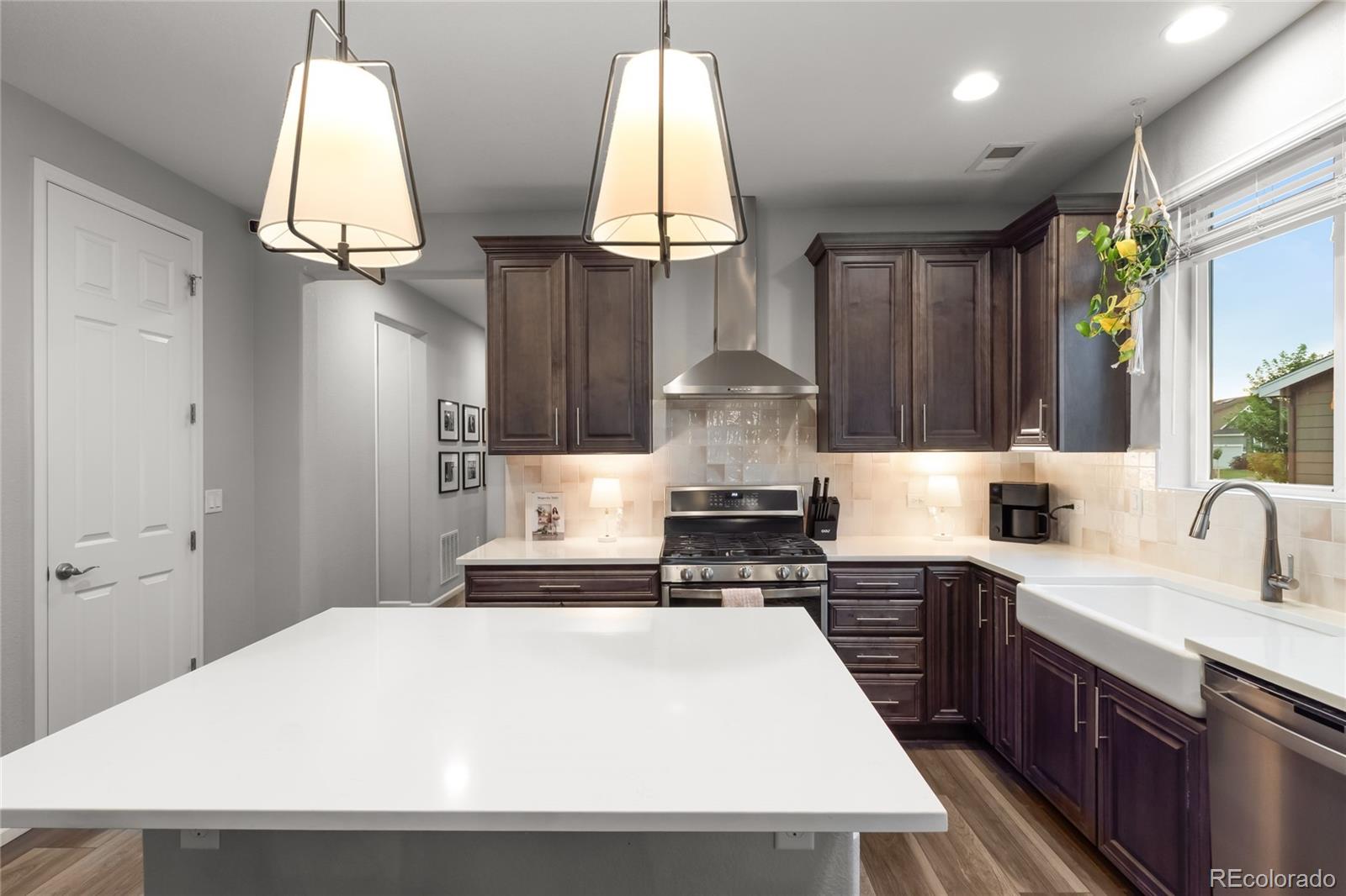 416 Vista Cliff Court
