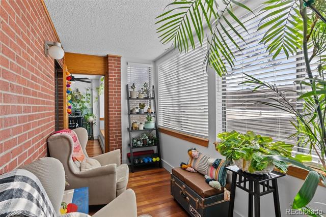 534 E 7th Avenue Unit: 205