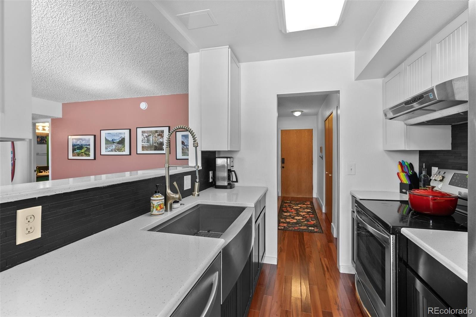 534 E 7th Avenue Unit: 205