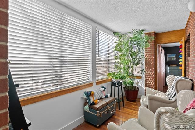 534 E 7th Avenue Unit: 205