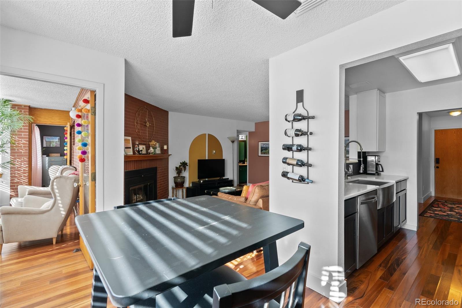 534 E 7th Avenue Unit: 205