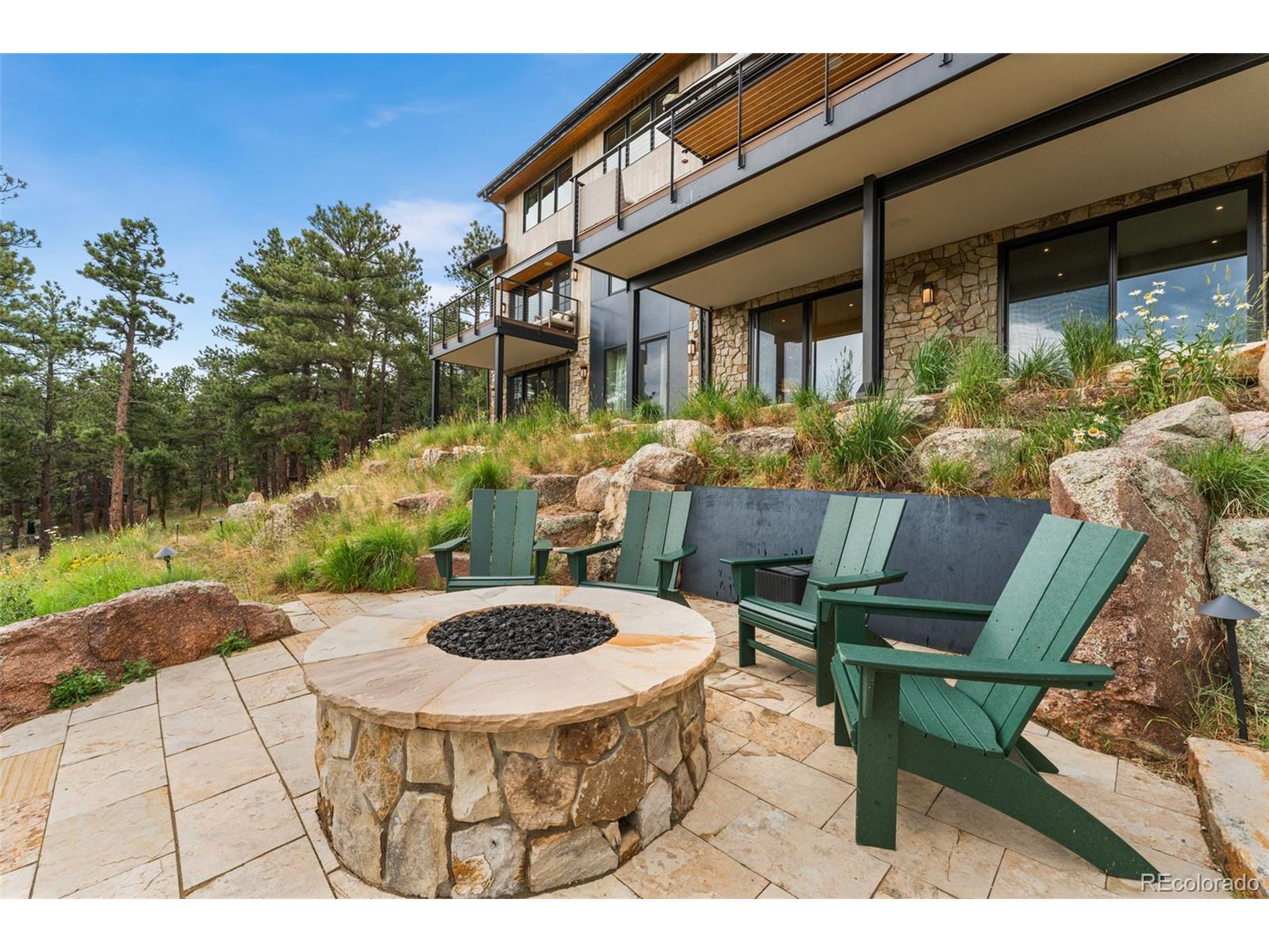 280 Alder Ln