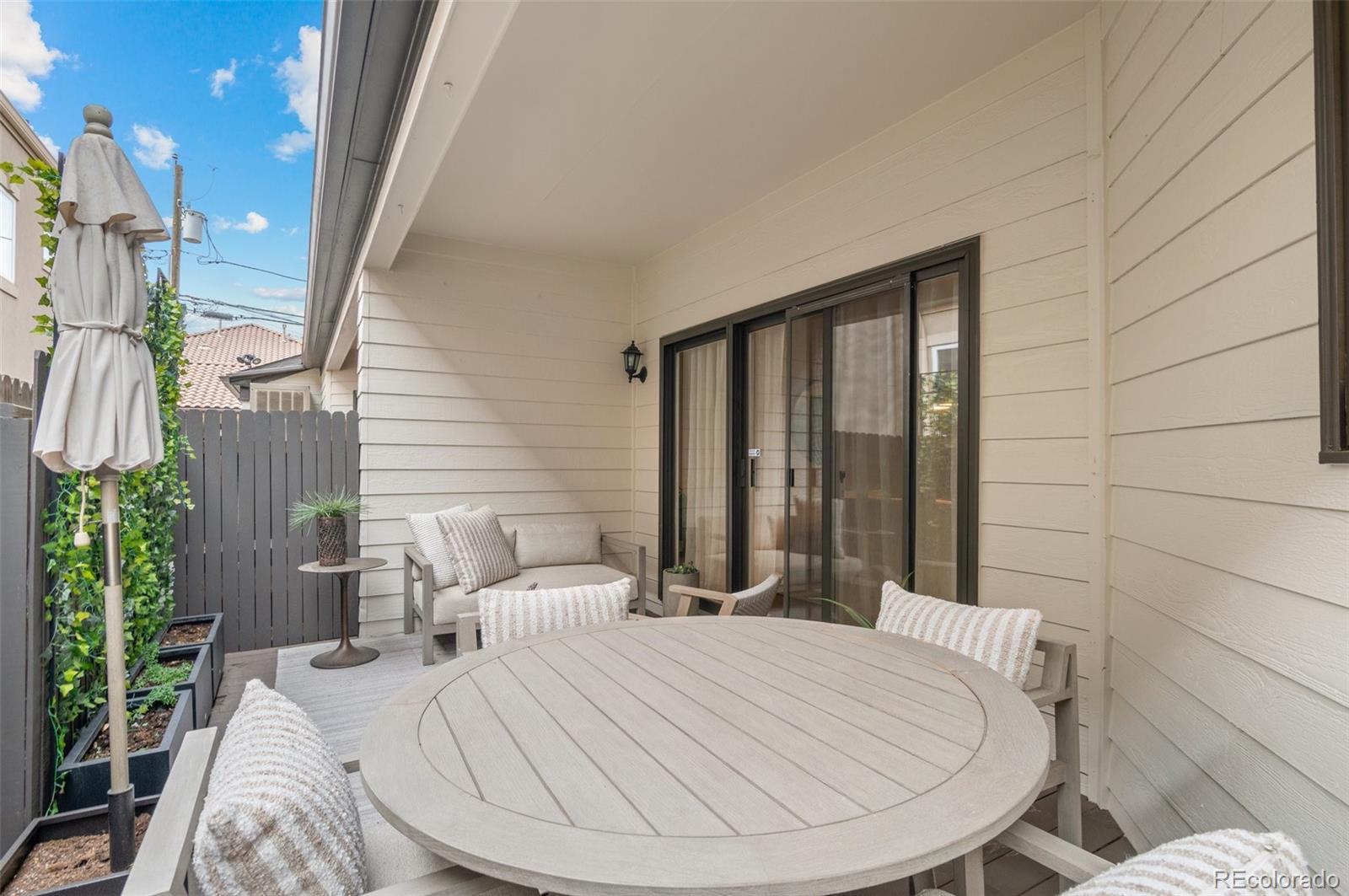 217 S Jackson Street Unit: G