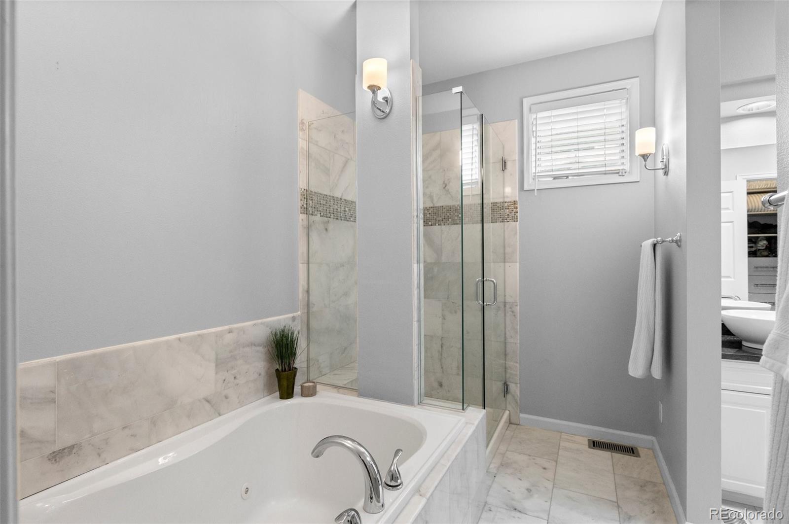 217 S Jackson Street Unit: G