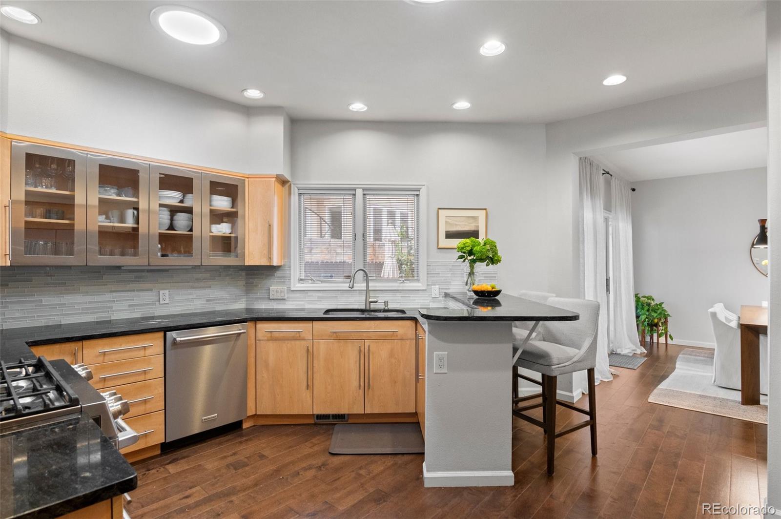 217 S Jackson Street Unit: G