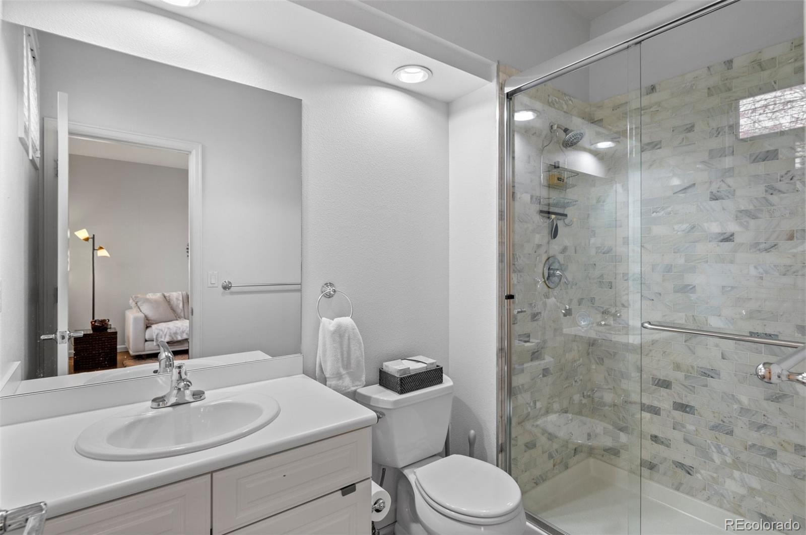 217 S Jackson Street Unit: G