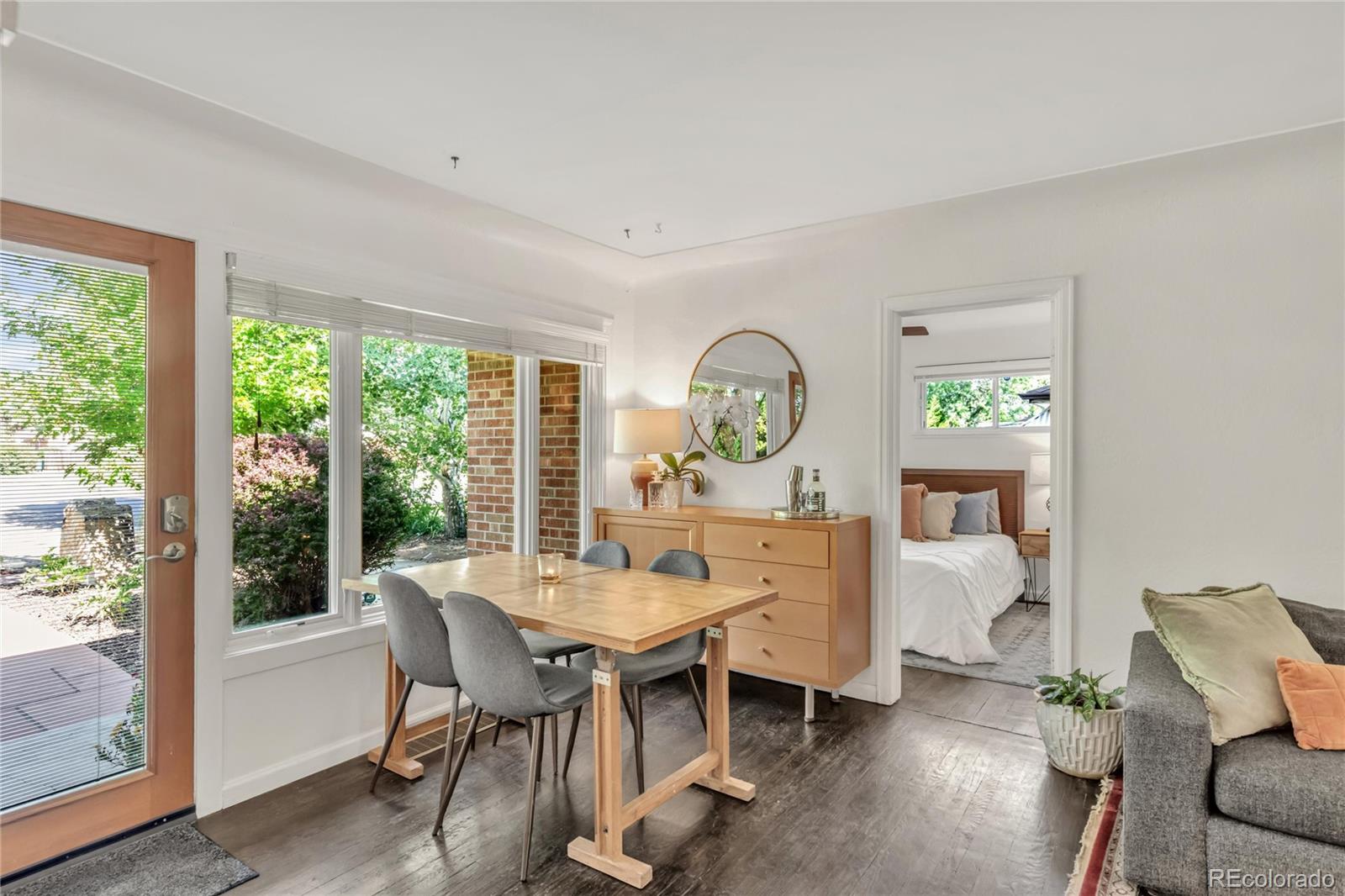 2960 N Steele Street