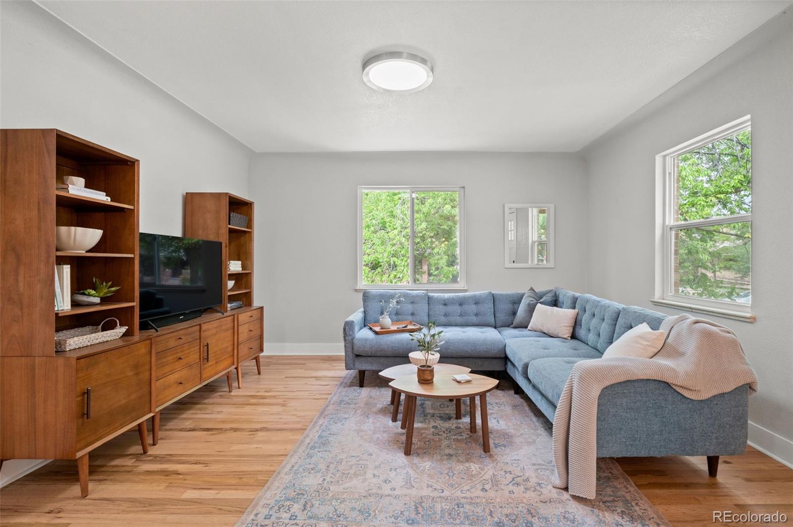 4806 E 19th Avenue