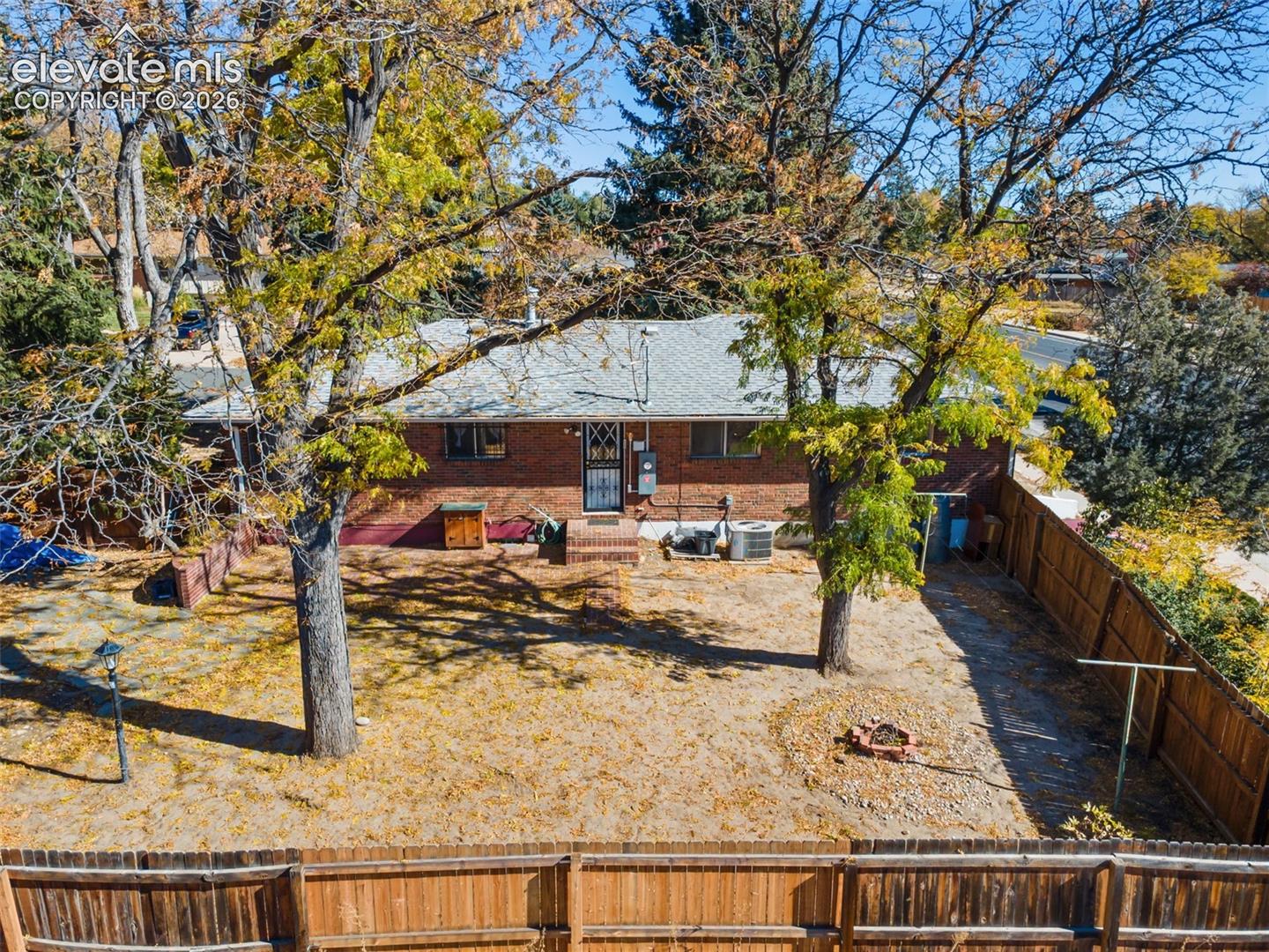 2302 Kent Lane