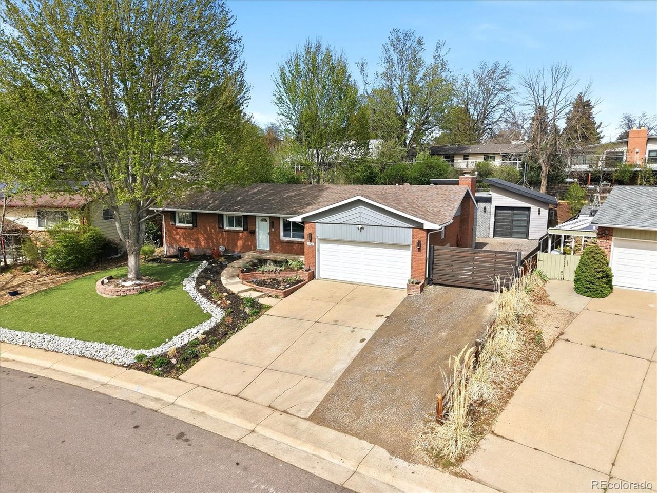 2758 S Ingalls Way