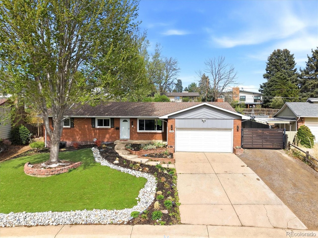 2758 S Ingalls Way
