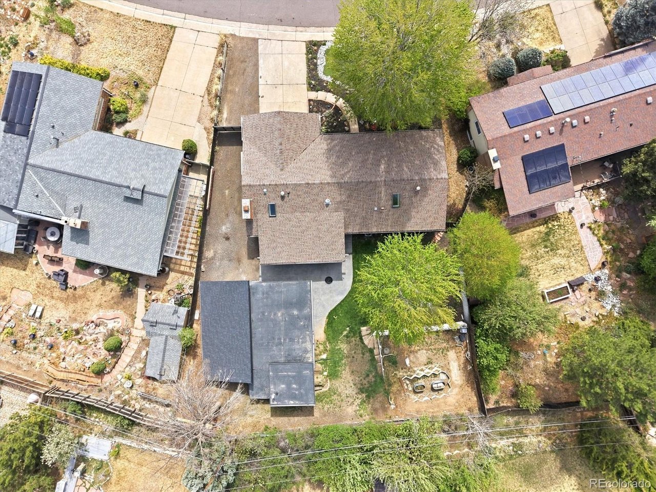 2758 S Ingalls Way