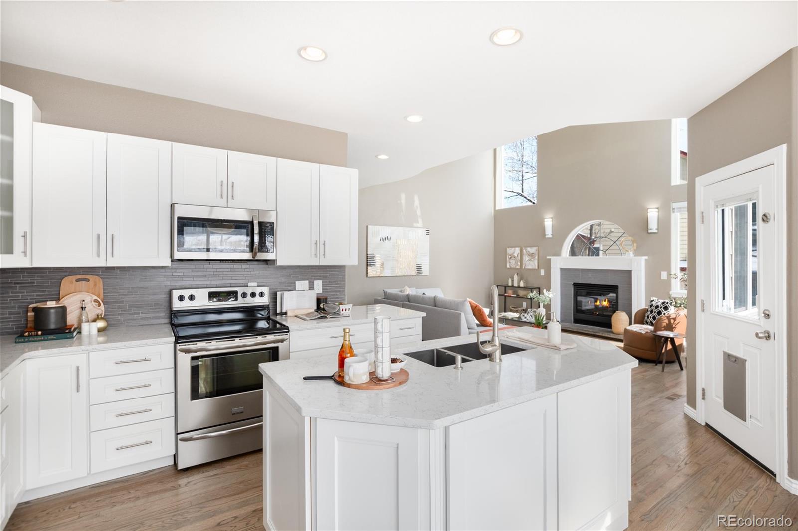 9486 Autumn Ash Place