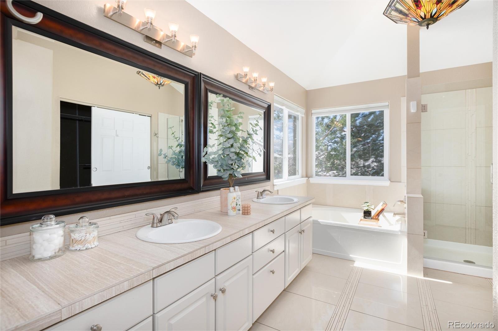 9486 Autumn Ash Place