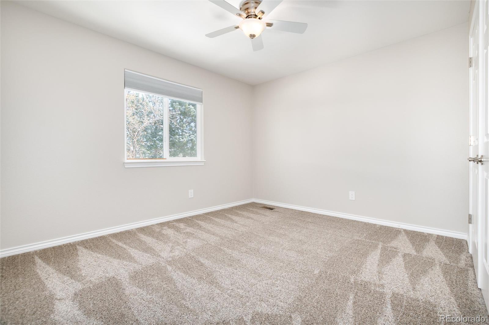 9486 Autumn Ash Place