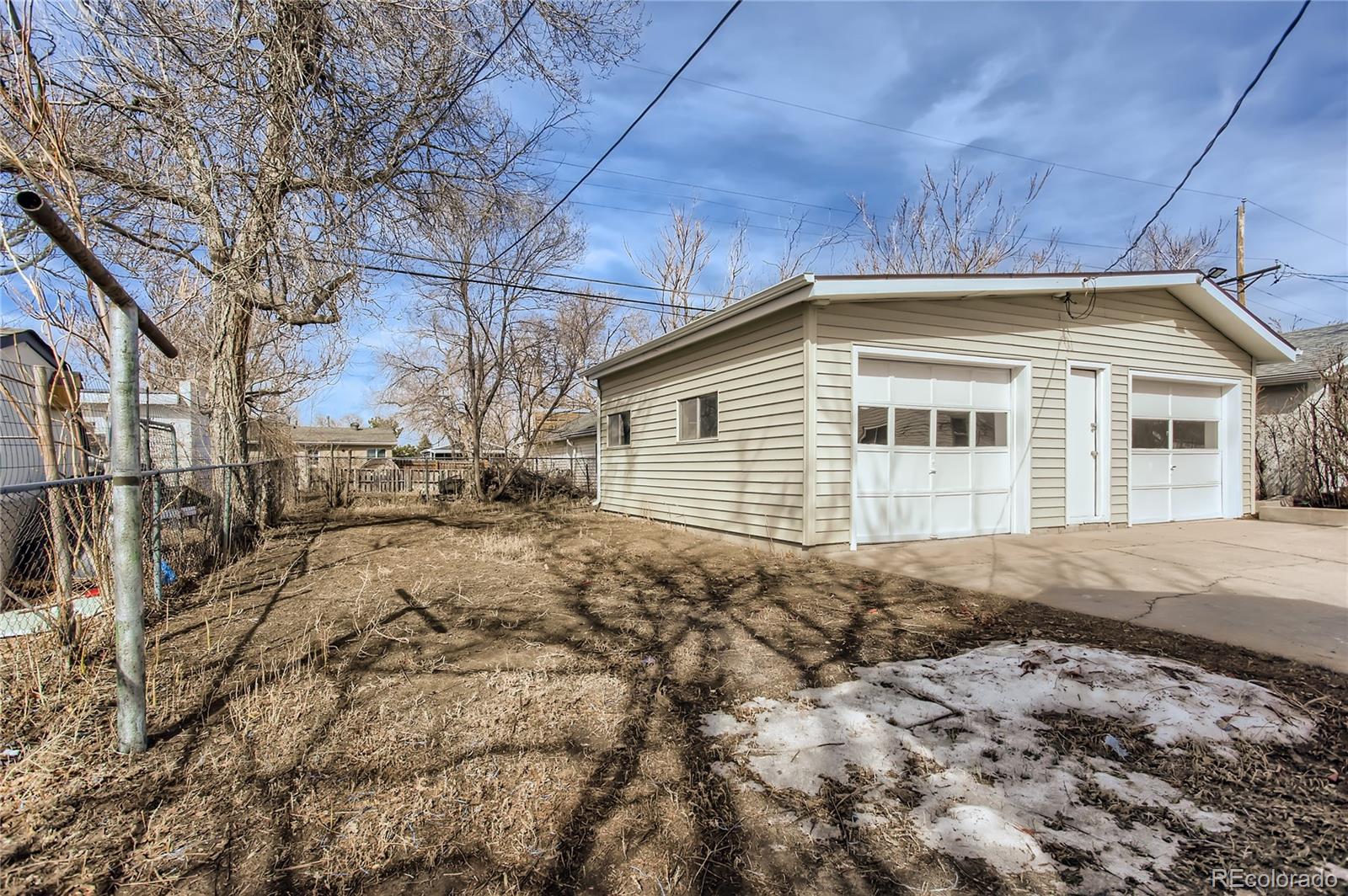 4455 W Alaska Place