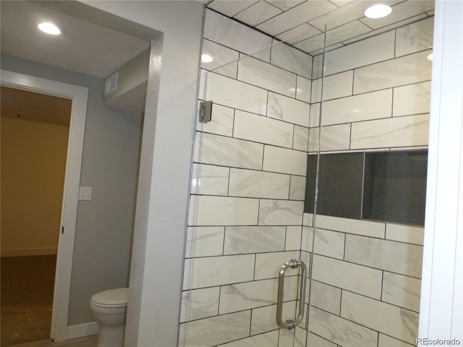 2165 S Fenton Street