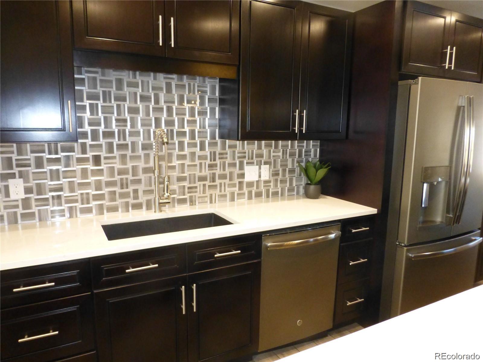 2165 S Fenton Street