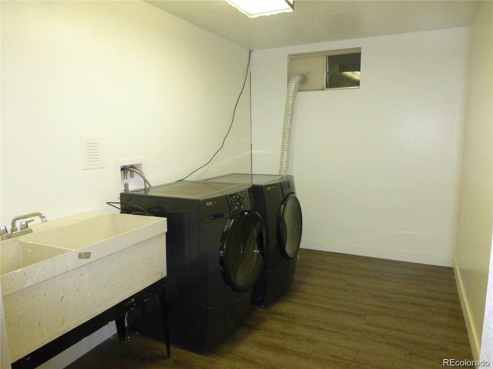 2165 S Fenton Street