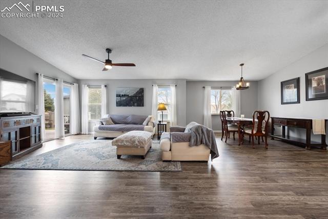 330 Hinks Court