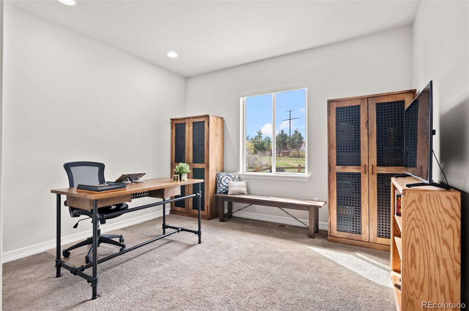 4115 Spanish Oaks Court