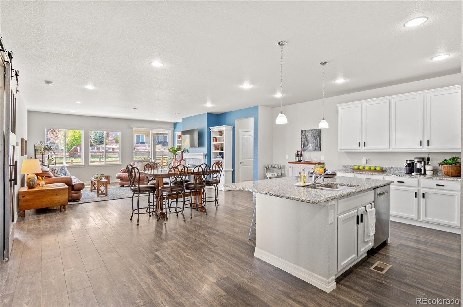 4115 Spanish Oaks Court