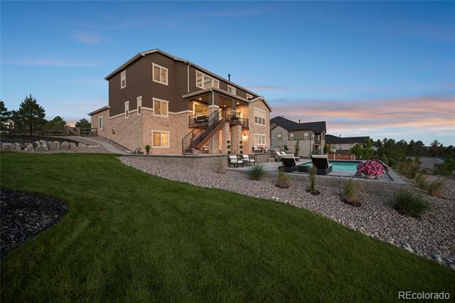 5625 Heritage Oak Drive
