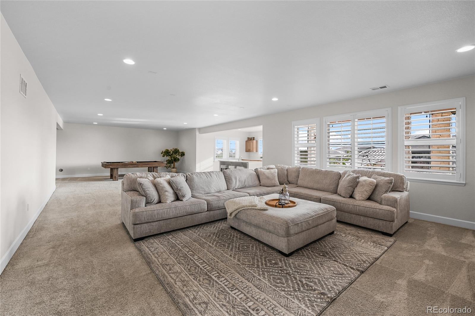 5625 Heritage Oak Drive