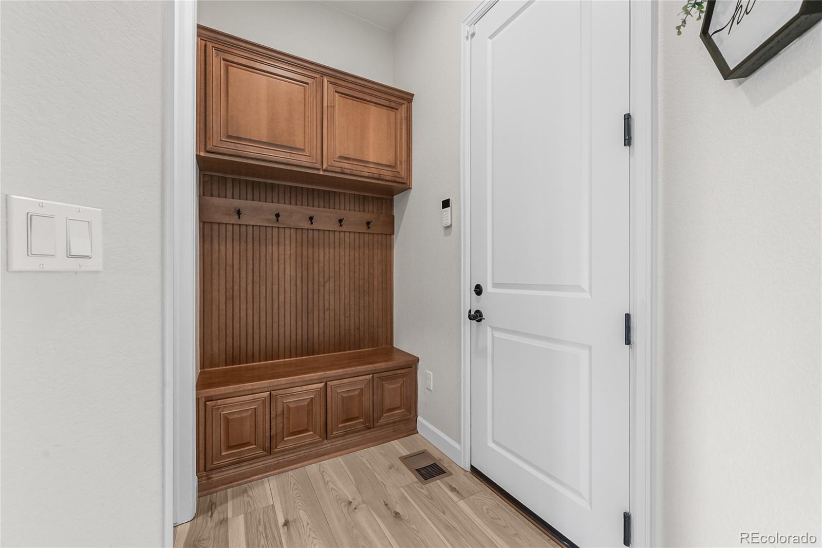 5625 Heritage Oak Drive