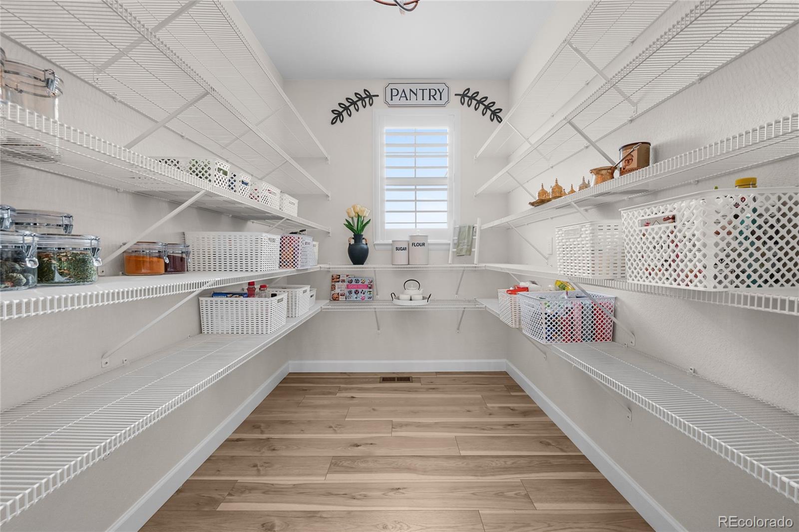 5625 Heritage Oak Drive