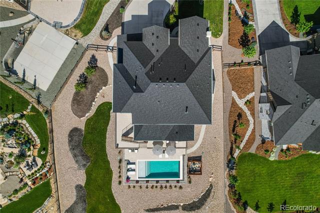 5625 Heritage Oak Drive