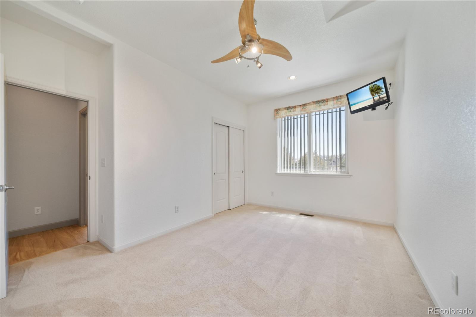 61 Lakeview Circle
