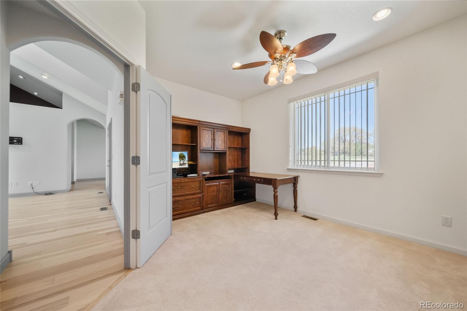 61 Lakeview Circle