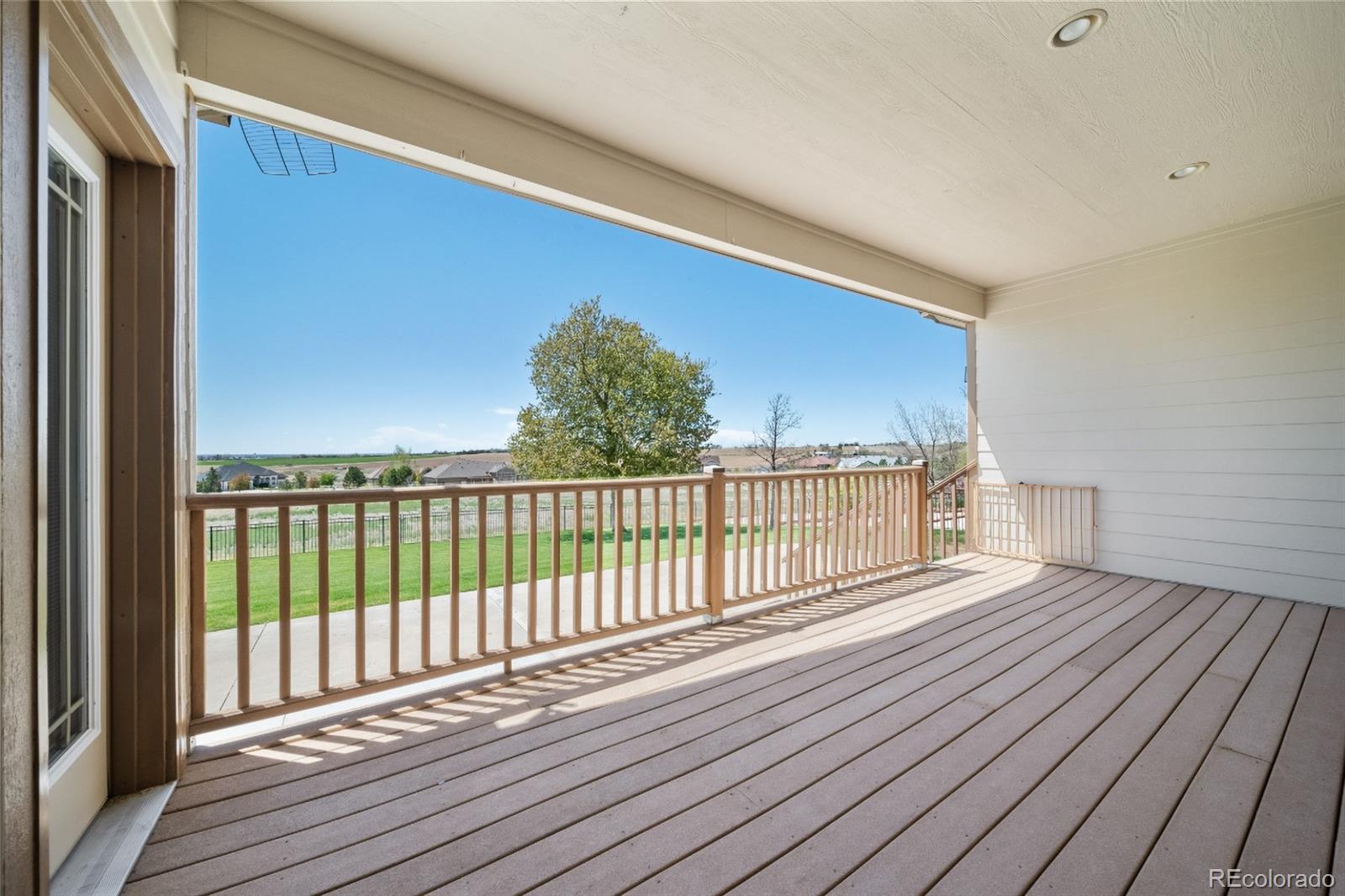 61 Lakeview Circle