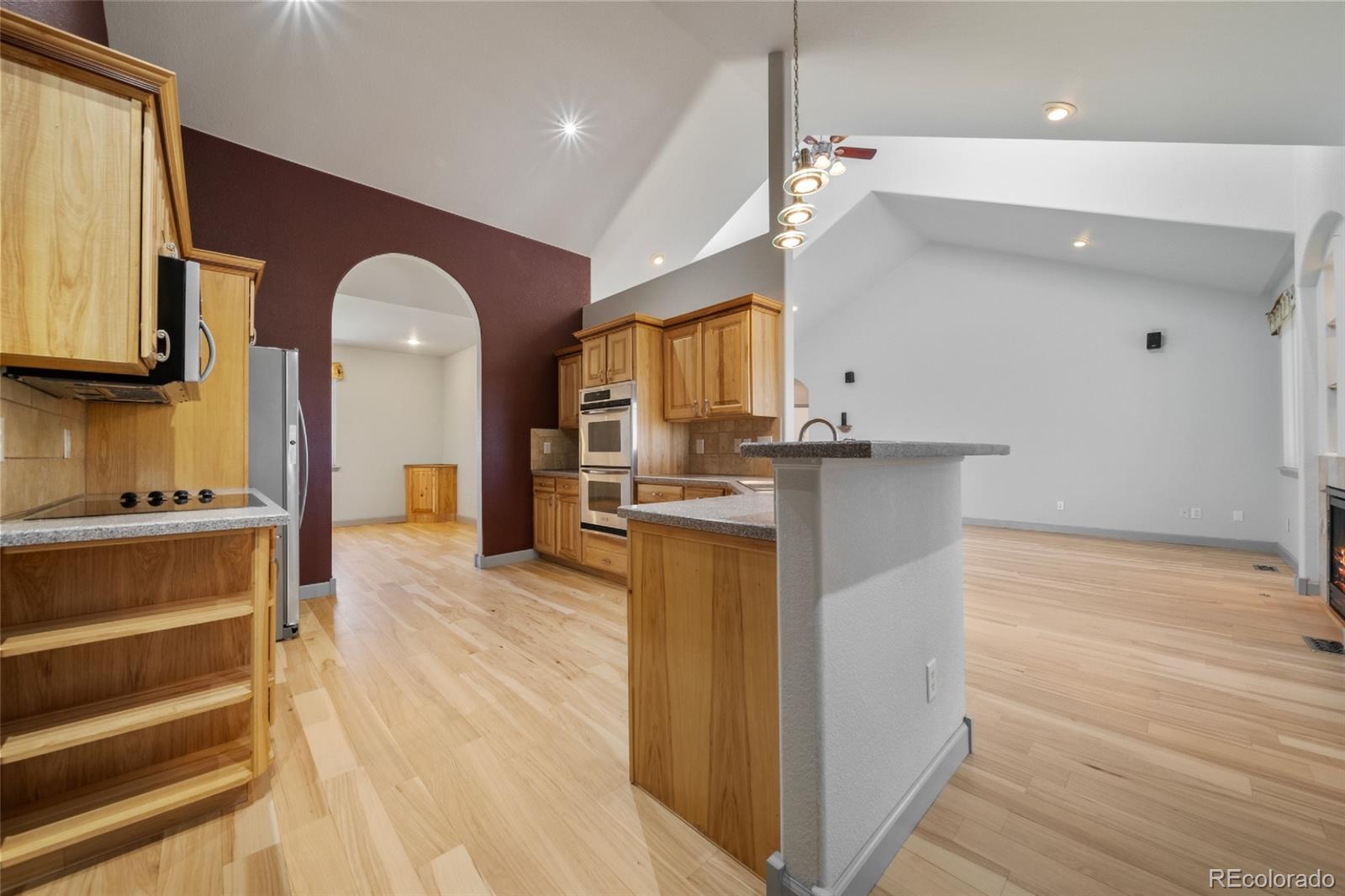 61 Lakeview Circle