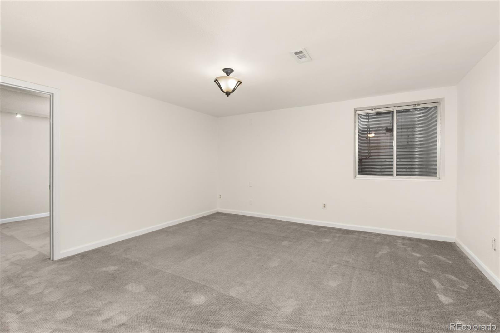 325 S 33rd Avenue