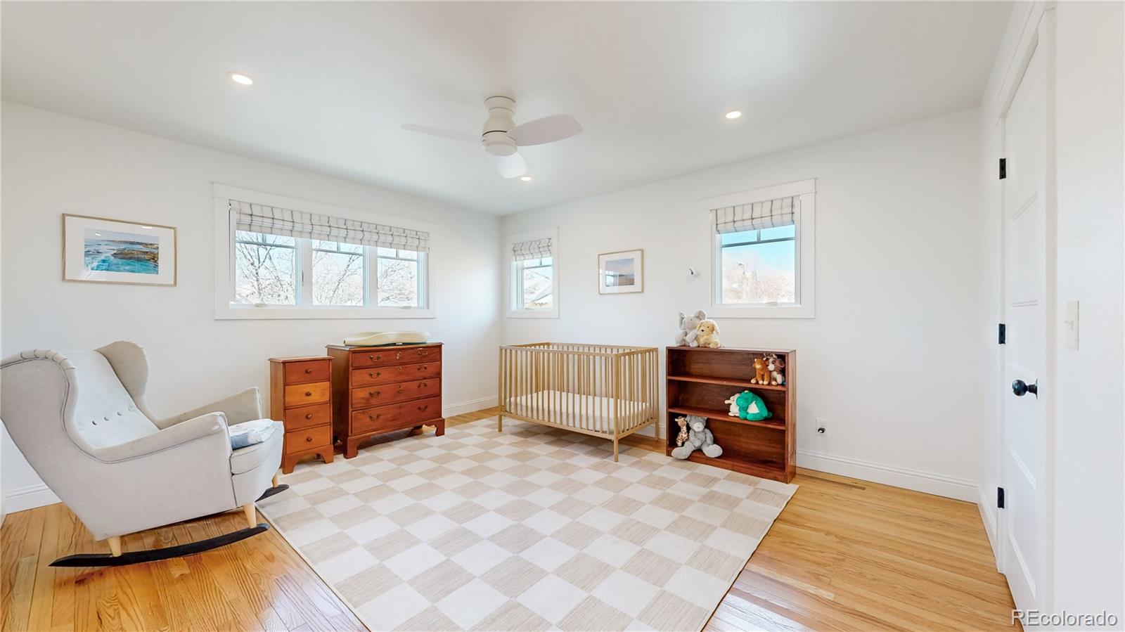 4041 W Hayward Place