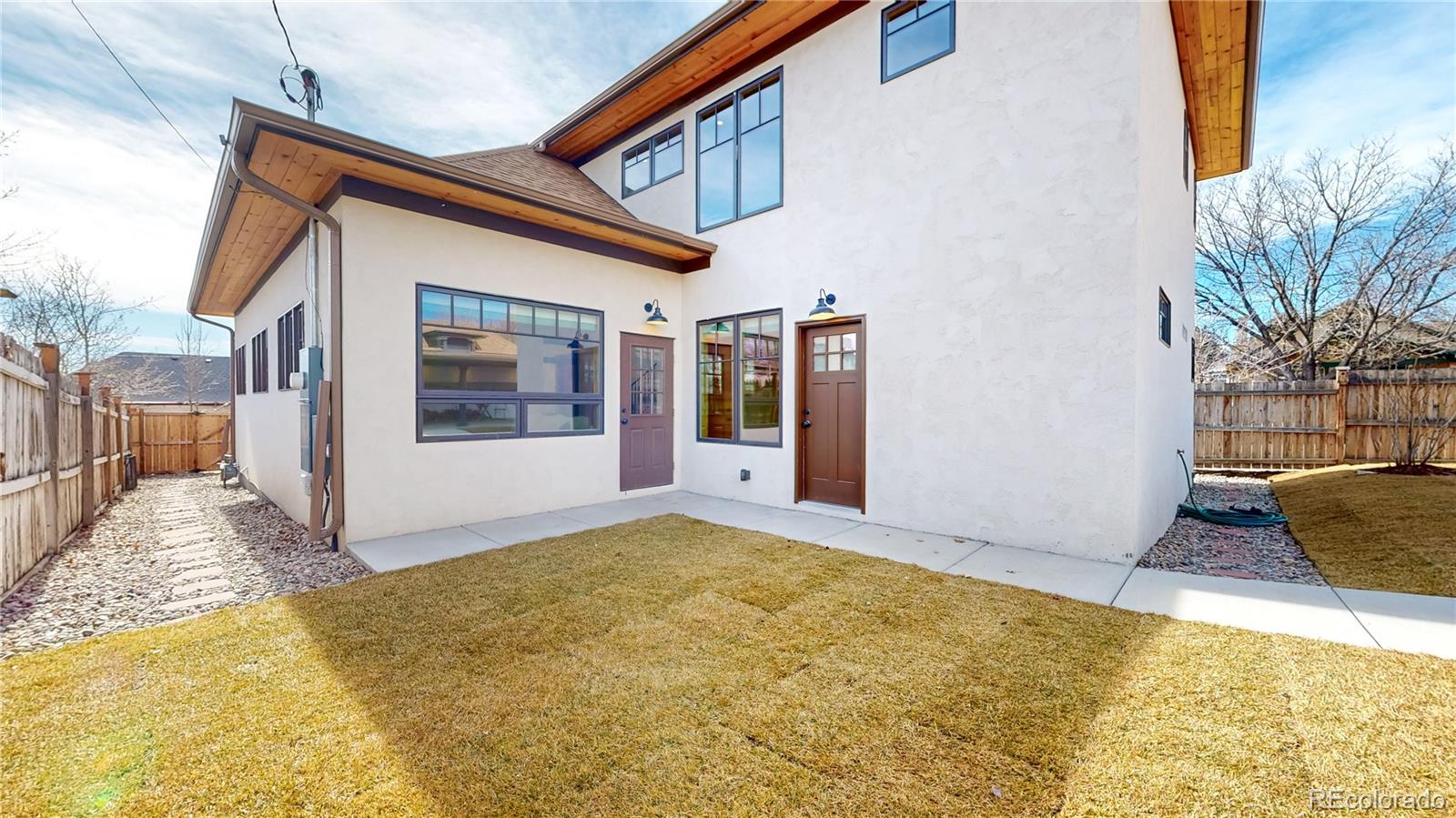 4041 W Hayward Place